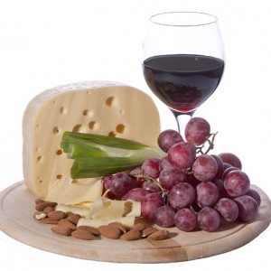Food photography cheese glass of red wine grape mandel - étel fotó sajt pohár vörösbor szőlő mandula
